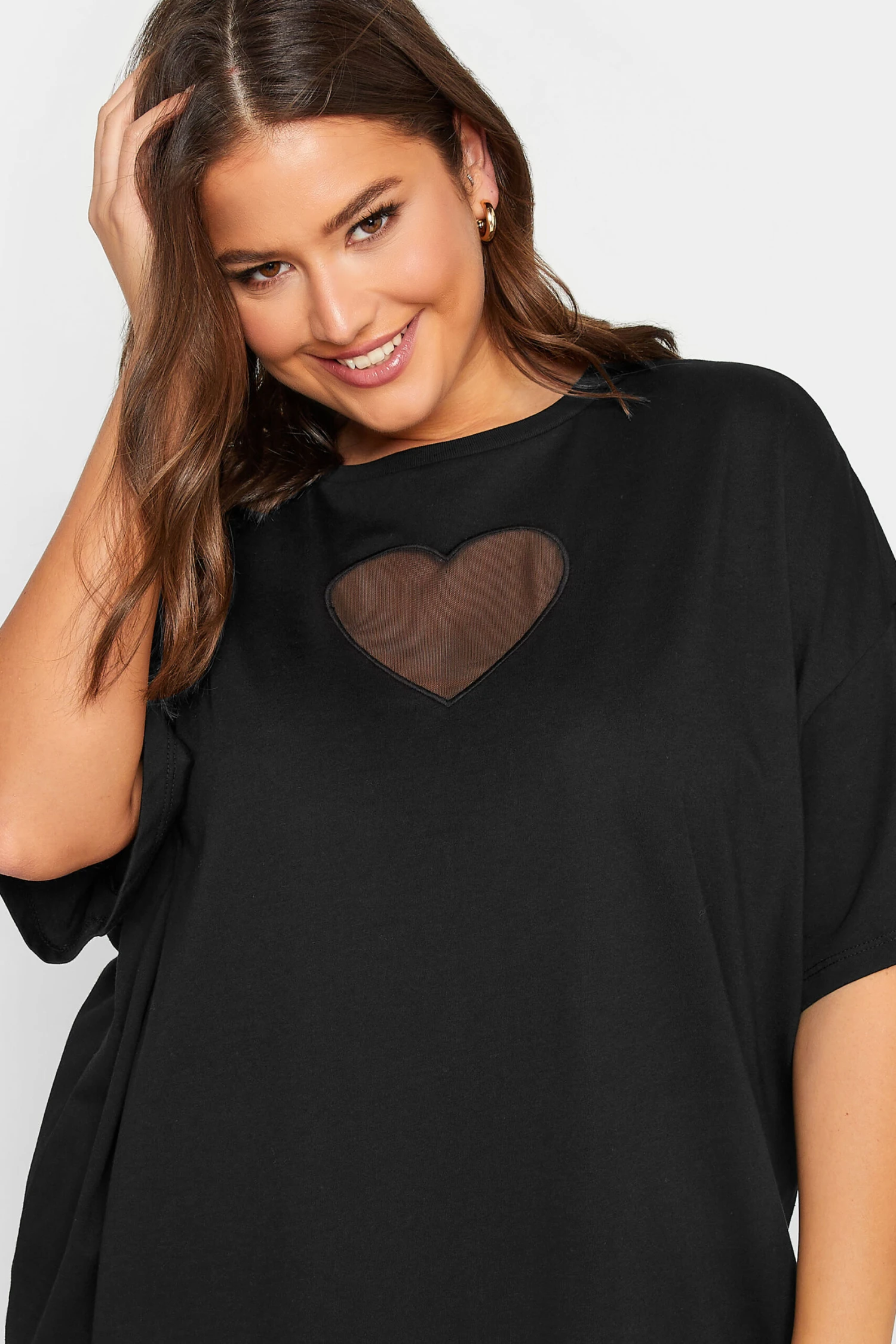 YOURS Curve Black Heart Cut Out T-Shirt - Image 3