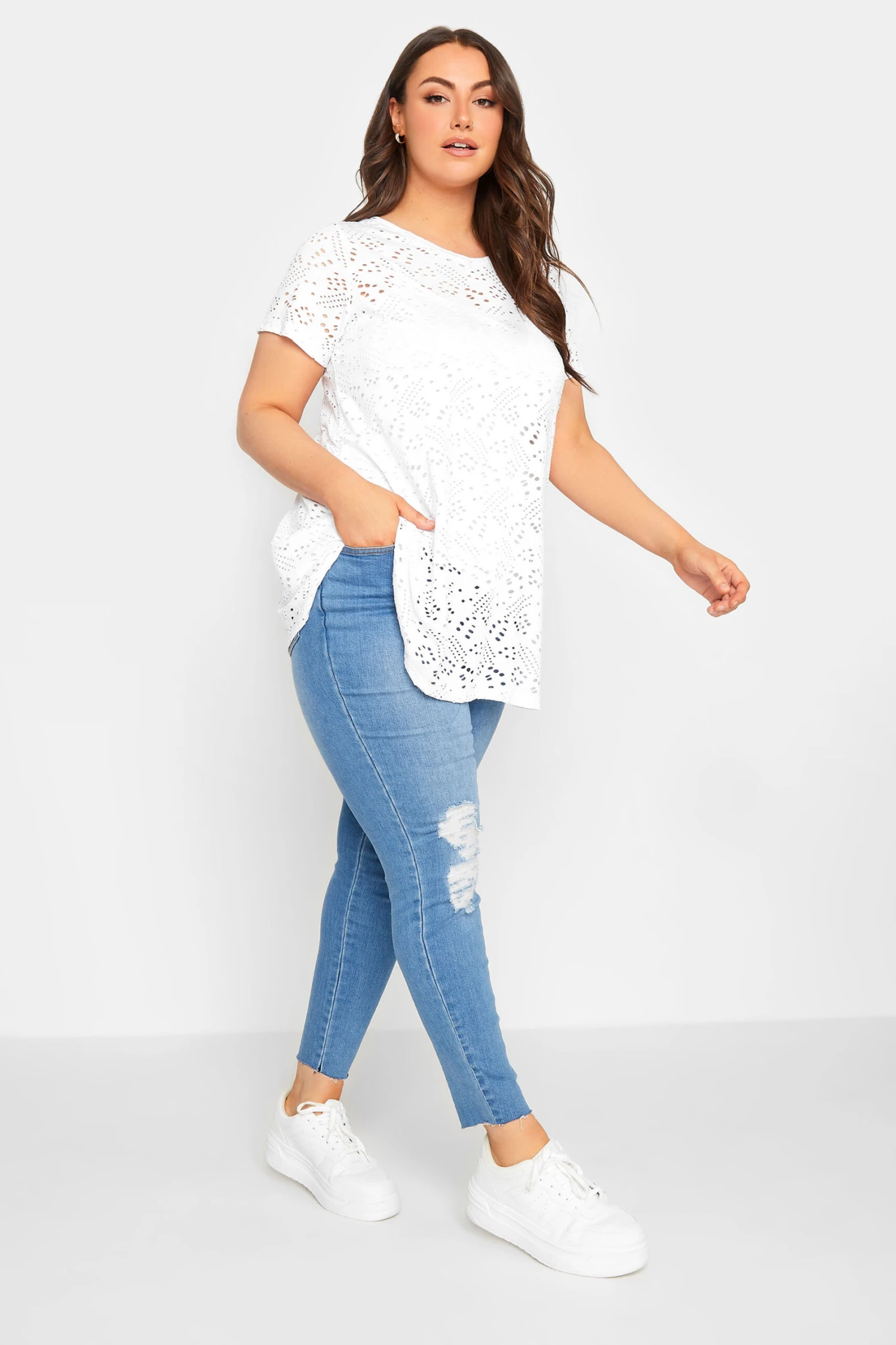 YOURS Curve 2 PACK White & Pink Broderie Anglaise Swing V-Neck T-Shirt - Image 6