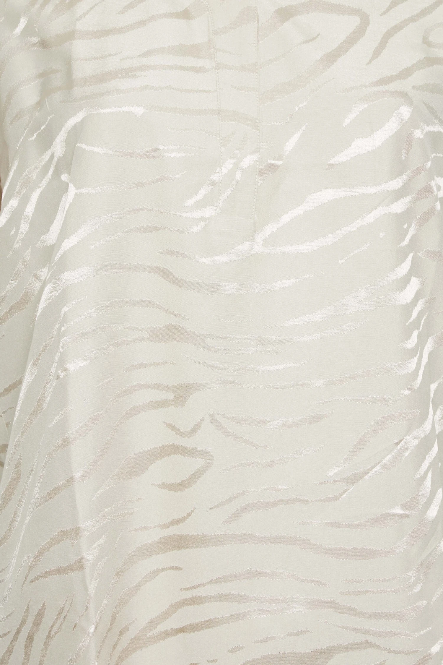 YOURS Curve Cream Animal Print Satin V-Neck Blouse - Image 3