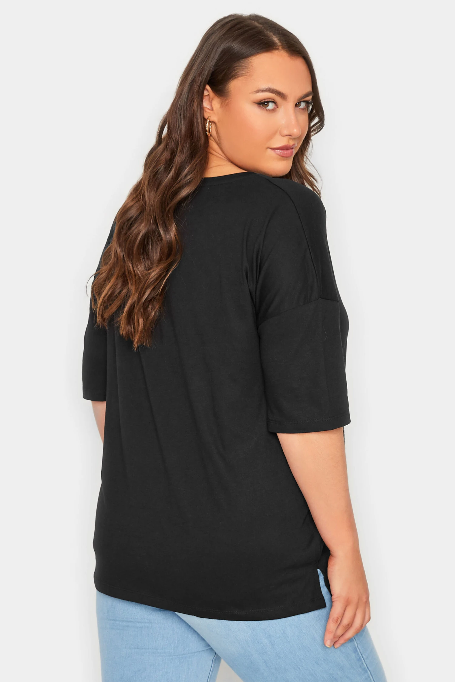 YOURS Curve Black V-Neck T-Shirt - Image 2