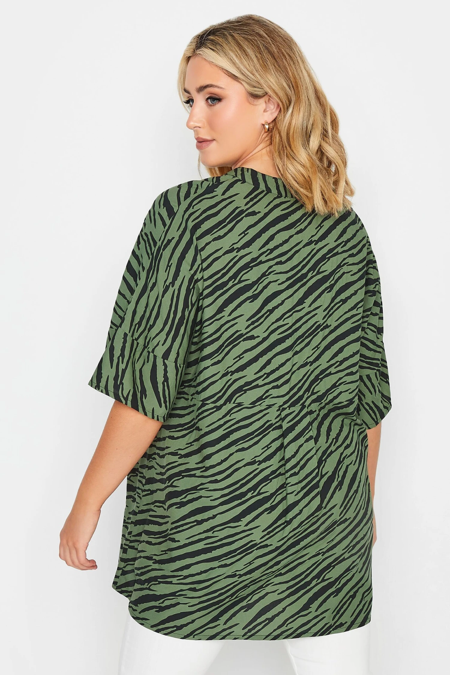YOURS Curve Green Zebra Print Pleat Front Blouse - Image 2