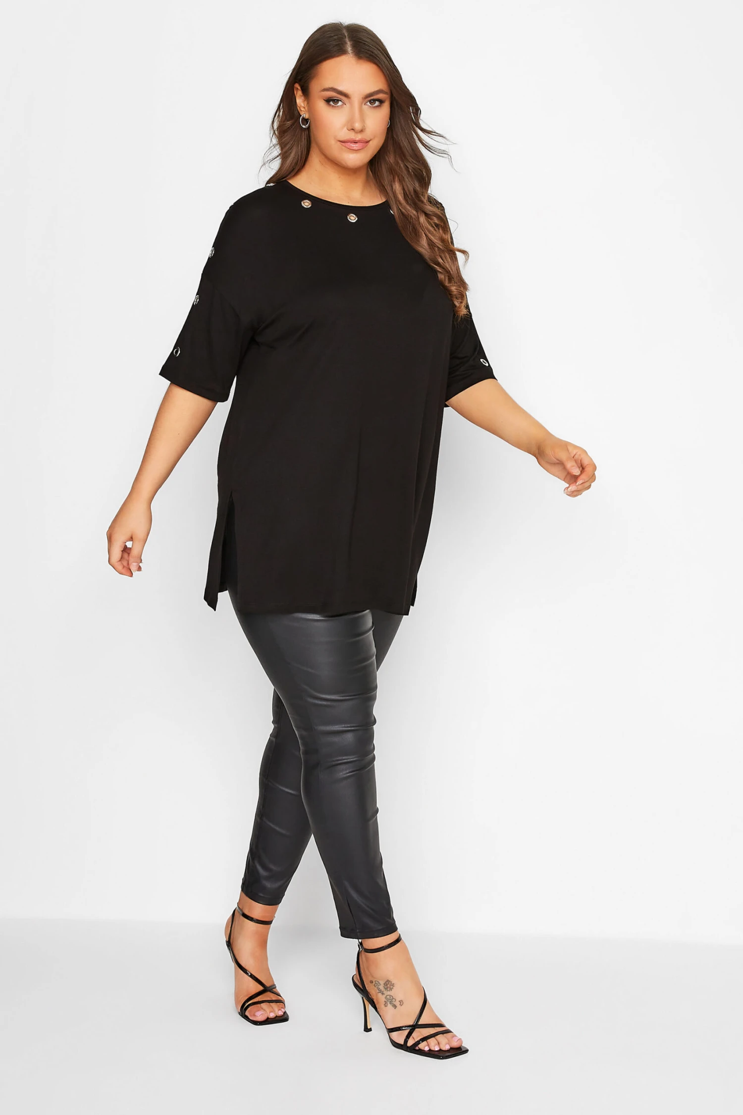 YOURS Curve Black Eyelet Detail Oversized T-Shirt - Image 4