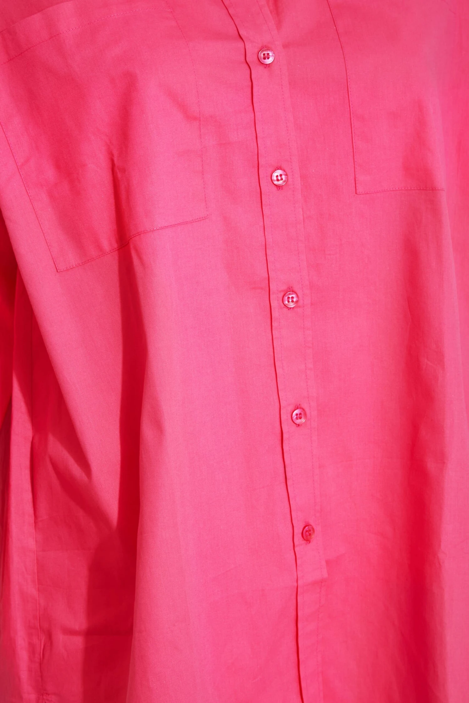 LIMITED COLLECTION Curve Hot Pink Oversized Boyfriend Shirt - Image 4