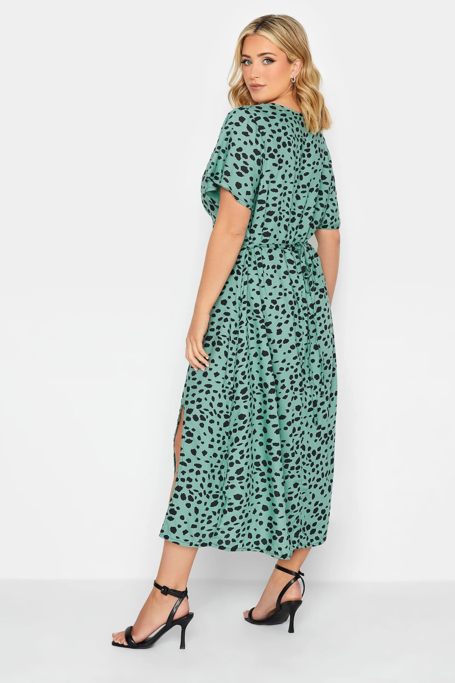 YOURS PETITE Curve Green Dalmatian Print Midi Tea Dress - Image 2