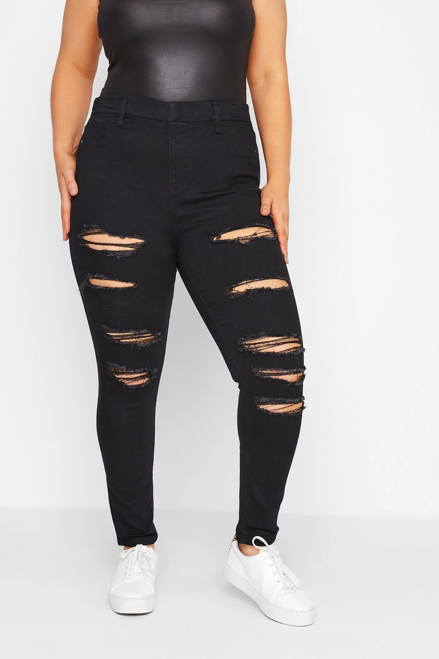 YOURS Curve Black Ripped Stretch GRACE Jeggings - Image 6