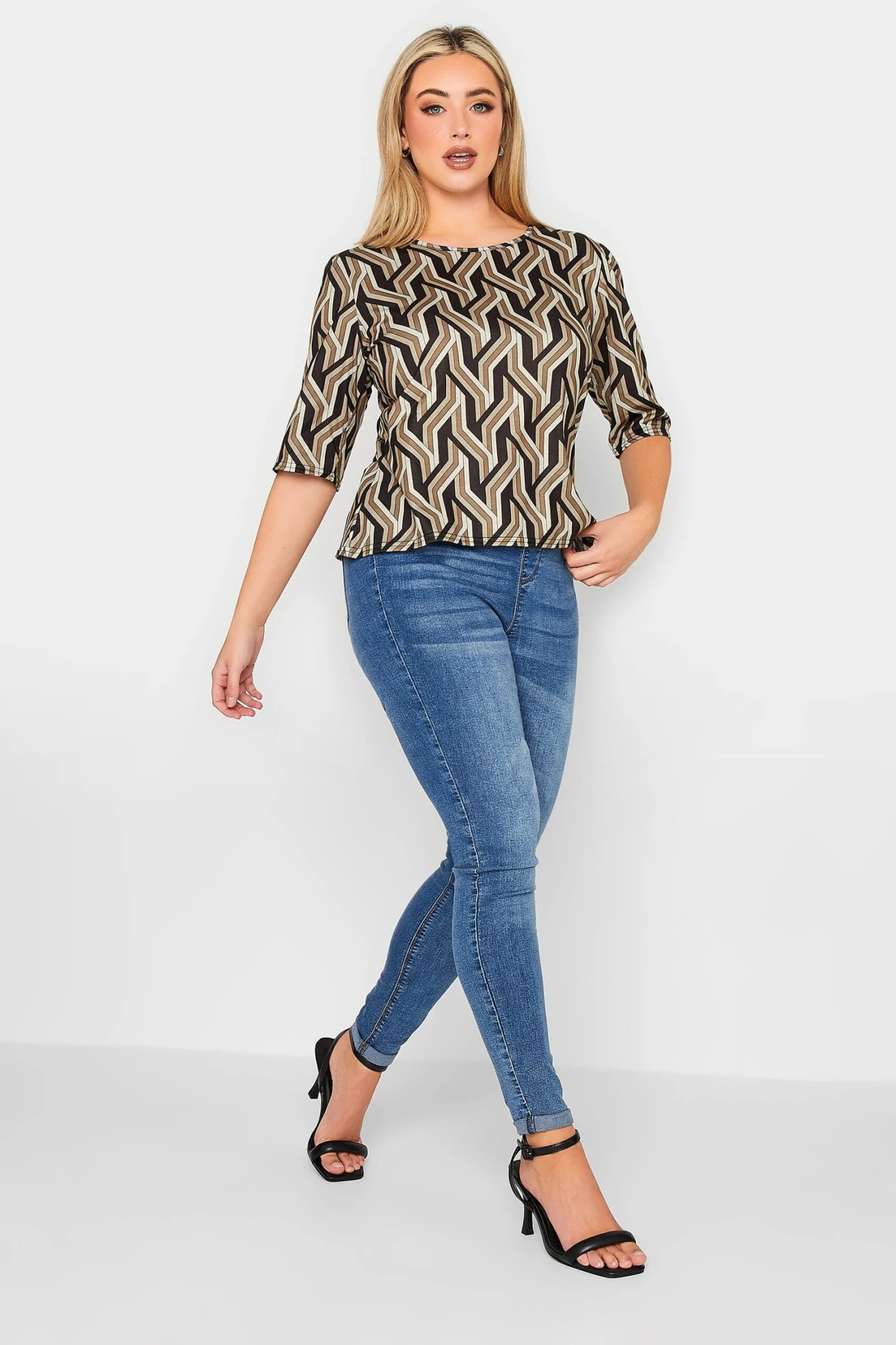 YOURS PETITE Curve Brown & Black Geometric Print T-Shirt